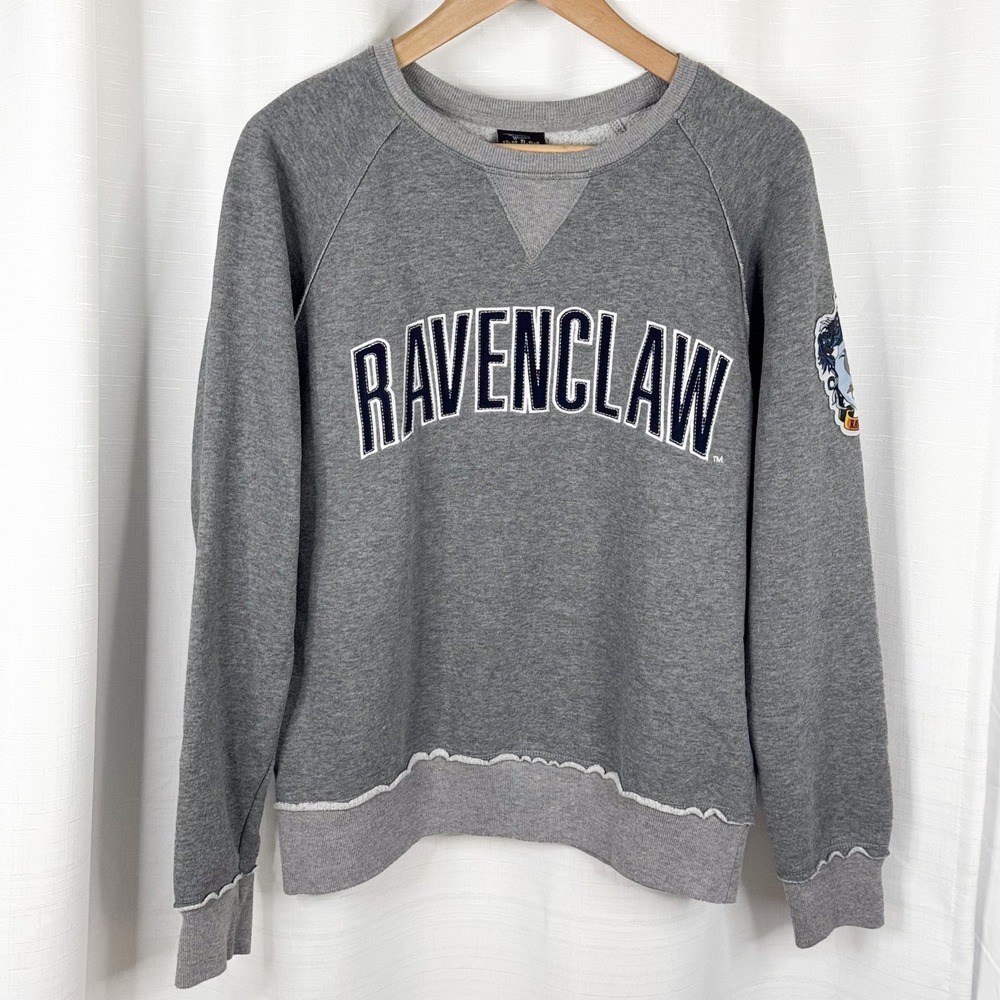 Harry Potter Ravenclaw Sweatshirt Medium Universal Studios Gray Crewneck Crest